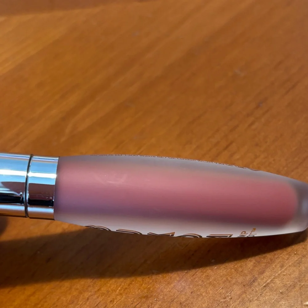 Buxom brand new